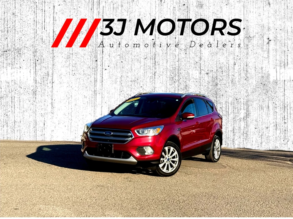 Used 2017 Ford ESCAPE TITANIUM 