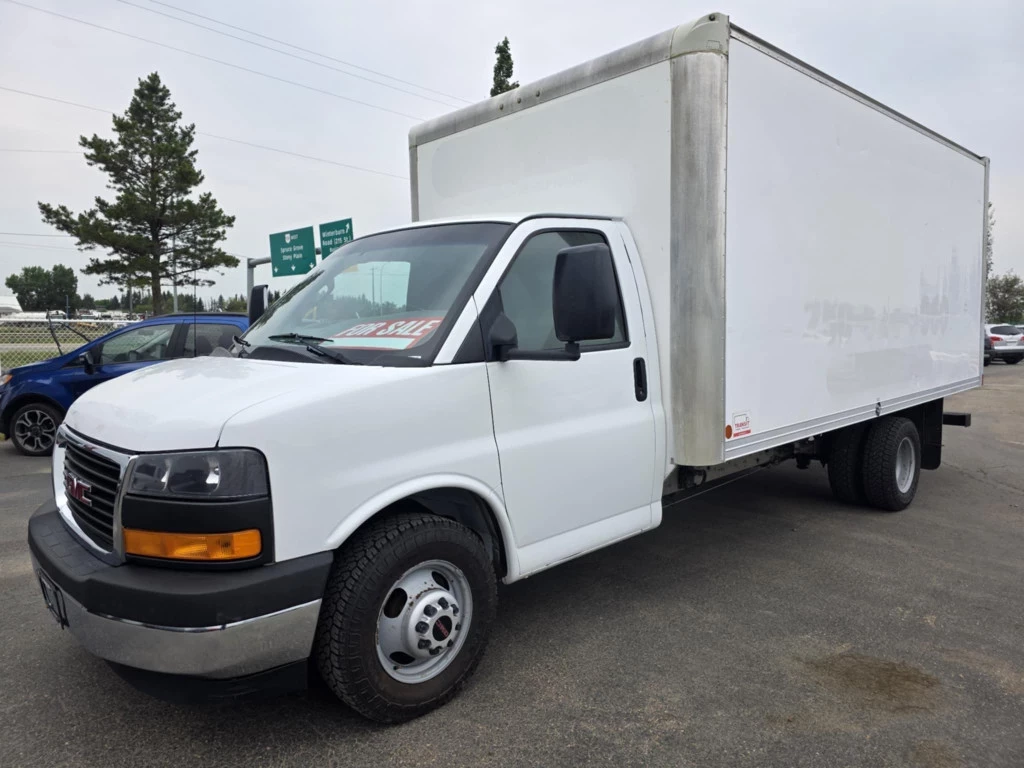 Used 2017 GMC SAVANA 3500 CHASSIS 177 CUTAWAY BOX TRUCK 