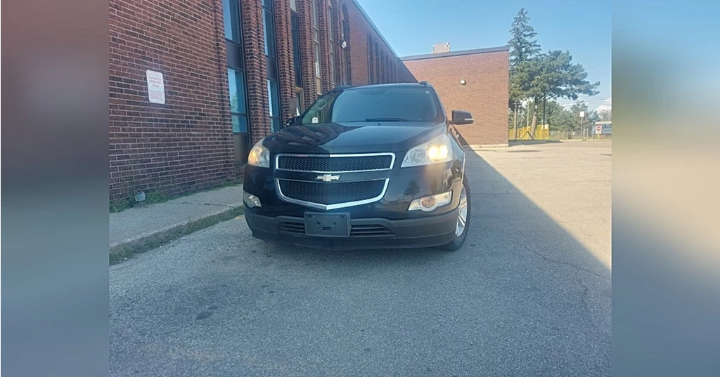 Used 2011 Chevrolet TRAVERSE FWD 4DR LT W/1LT FWD 4dr LT w/1LT