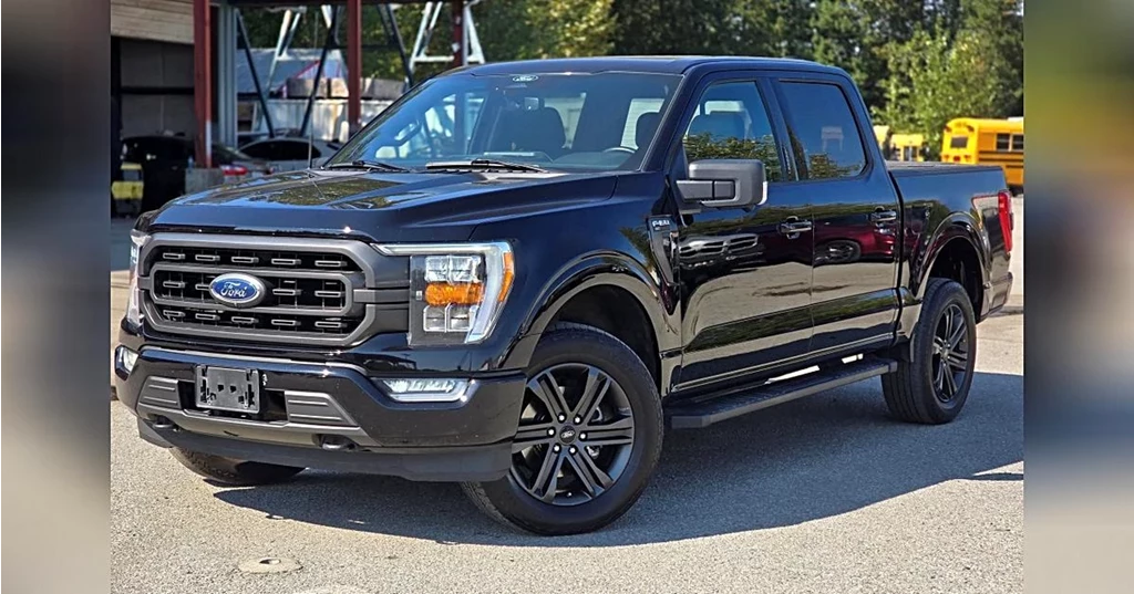 Used 2021 Ford F-150 XLT 4WD SUPERCREW 5.5 BOX XLT 4WD SuperCrew 5.5' Box