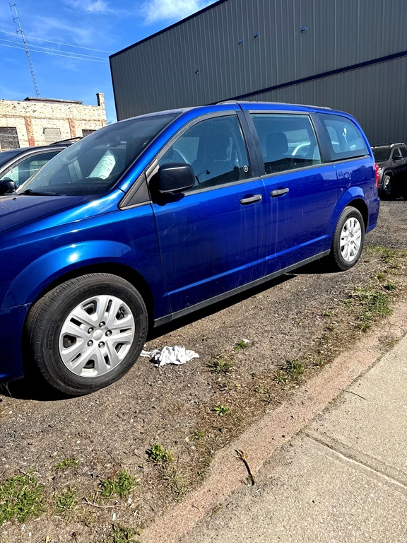 Used 2018 Dodge GRAND CARAVAN SE (# N2334 