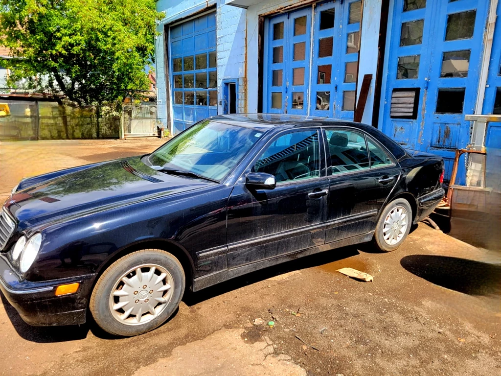 Used 2001 Mercedes-Benz E-CLASS E320 (# R2019 