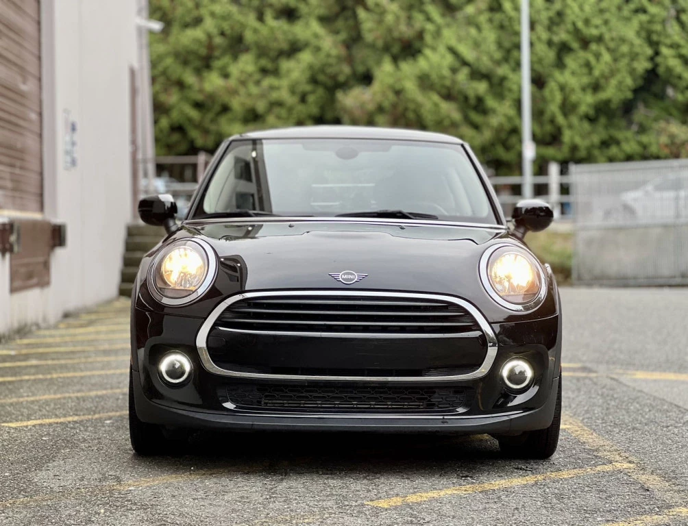 Used 2020 MINI COOPER COOPER FRONT-WHEEL DRIVE 