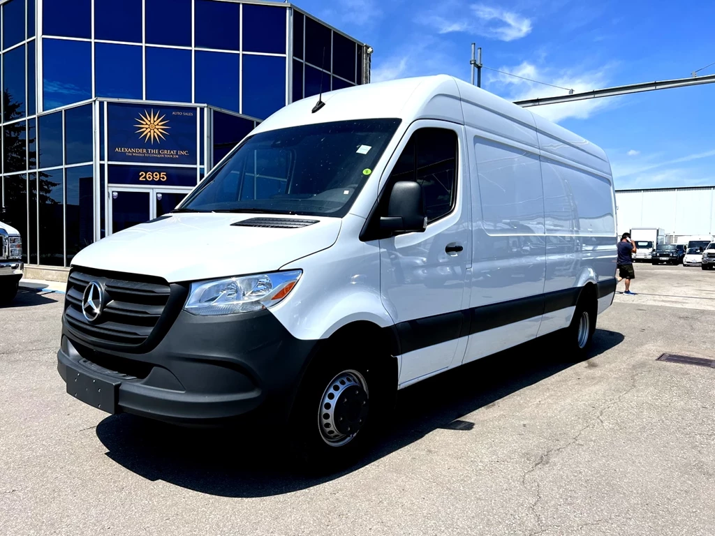 Used 2023 Mercedes-Benz SPRINTER 3500 XD 170-IN. WB 