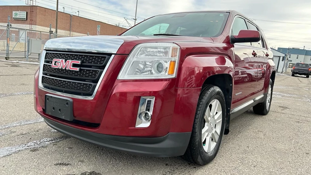Used 2012 GMC TERRAIN FRONT WHEEL 