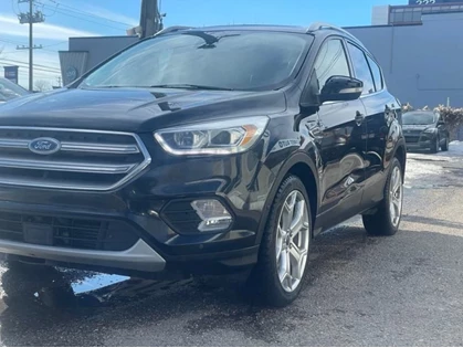 Used 2017 Ford ESCAPE AWD 