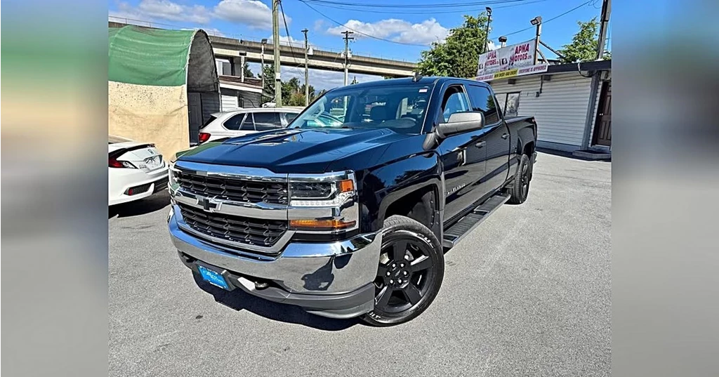 Used 2016 Chevrolet SILVERADO 4WD CREW CAB CLEAN TITLE LOCAL TRUCK 4WD Crew Cab CLEAN TITLE LOCAL TRUCK