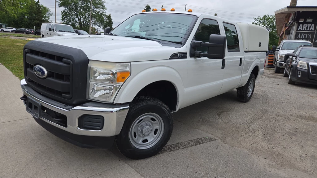 Used 2011 Ford SUPER DUTY F-250 SRW 4X4 4WD CREW CAB 156 XL 