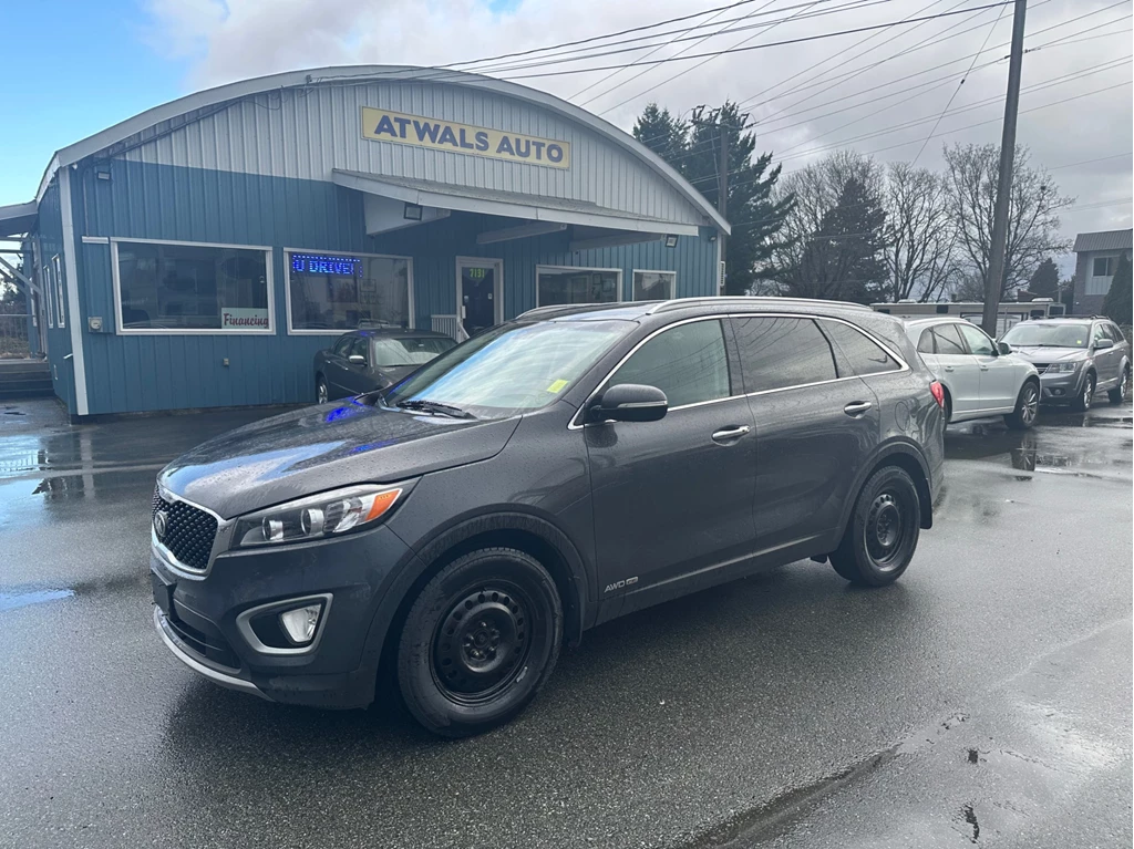 Used 2017 Kia SORENTO AWD 