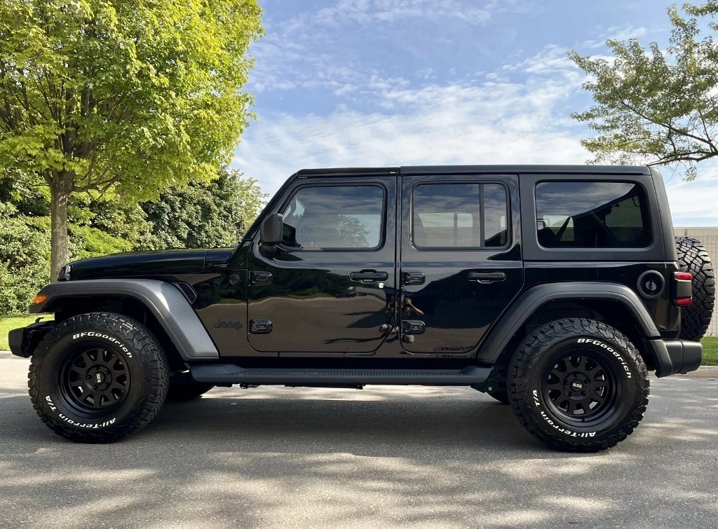 Used 2021 Jeep WRANGLER UNLIMITED ALTITUDE * FACTORY WARRANTY * $$$ IN UPGRADES