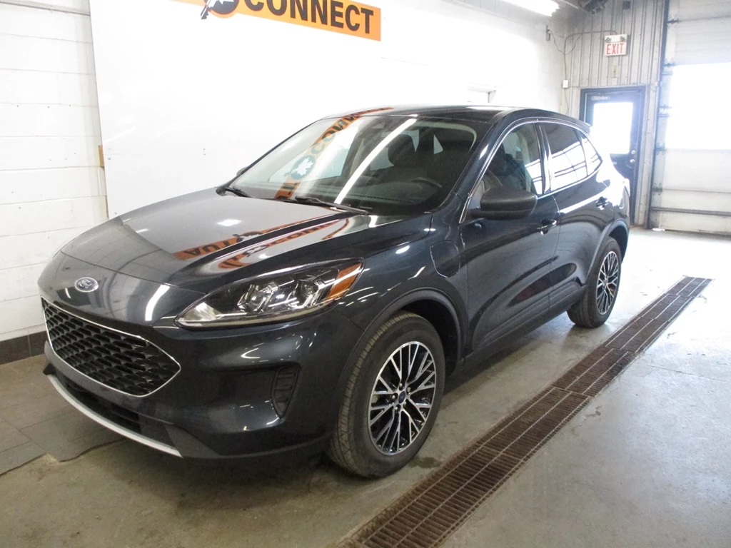 Used 2022 Ford ESCAPE PLUG-IN HYBRID SE 