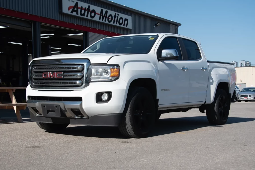 Used 2018 GMC CANYON 