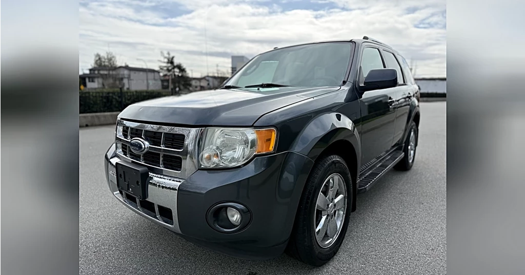 Used 2009 Ford ESCAPE LIMITED 4WD FACTORY NAVI AND REMOTE STARTER 4WD 4dr V6 Auto Limited