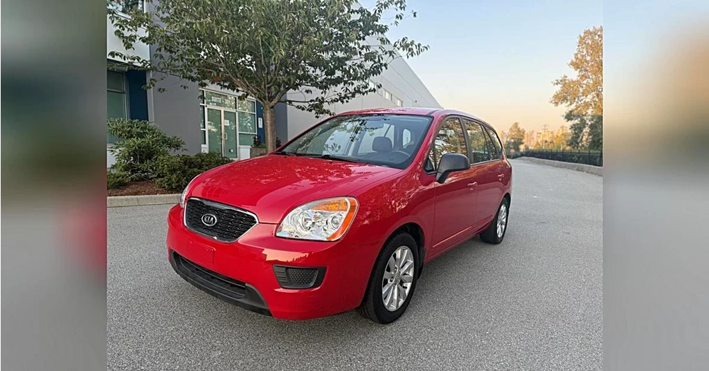 Used 2011 Kia RONDO WAGON ONLY 60 KM PERFECT GAS SAVER 4dr Wgn I4 LX