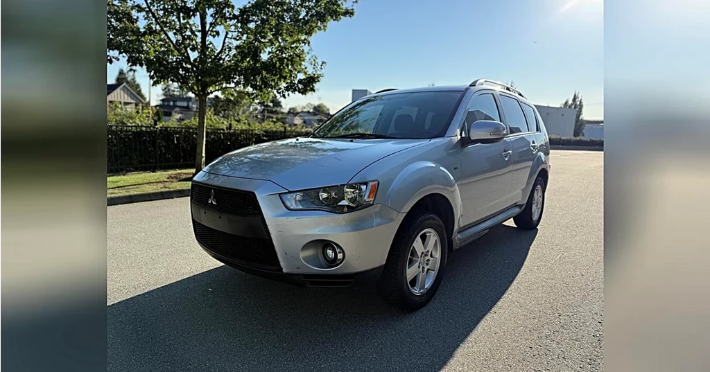 Used 2011 Mitsubishi OUTLANDER 4WD LS 4WD LS