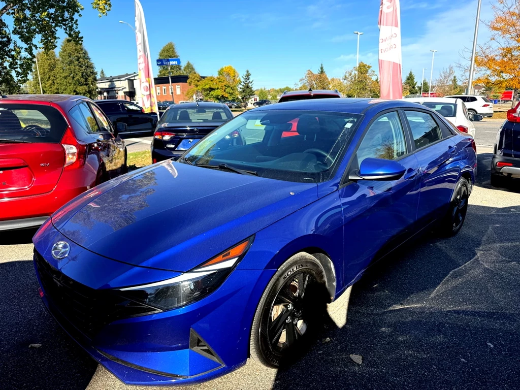 Used 2022 Hyundai ELANTRA PREFFERED SUNROOF 