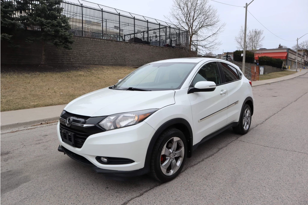 Used 2017 Honda HR-V AWD 