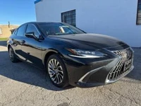 Used 2024 Lexus ES 