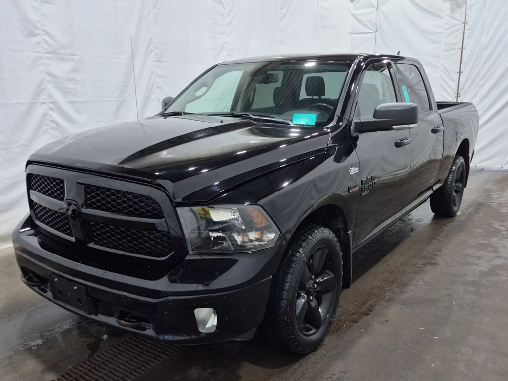 Used 2023 RAM 1500 CLASSIC SLT CREW CAB | 5.7 HEMI | PUSH START 