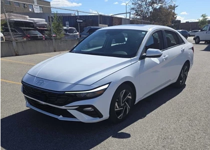 Used 2025 Hyundai ELANTRA PREFERRED WITH TECH PKG 