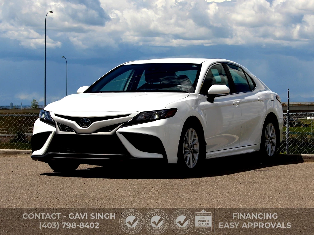 Used 2023 Toyota CAMRY SE | LEATHER | HEATED SEATS & STEERING 