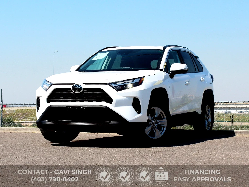 Used 2023 Toyota RAV4 | XLE | SUNROOF | KEYLESS | REMOTE STARTER 