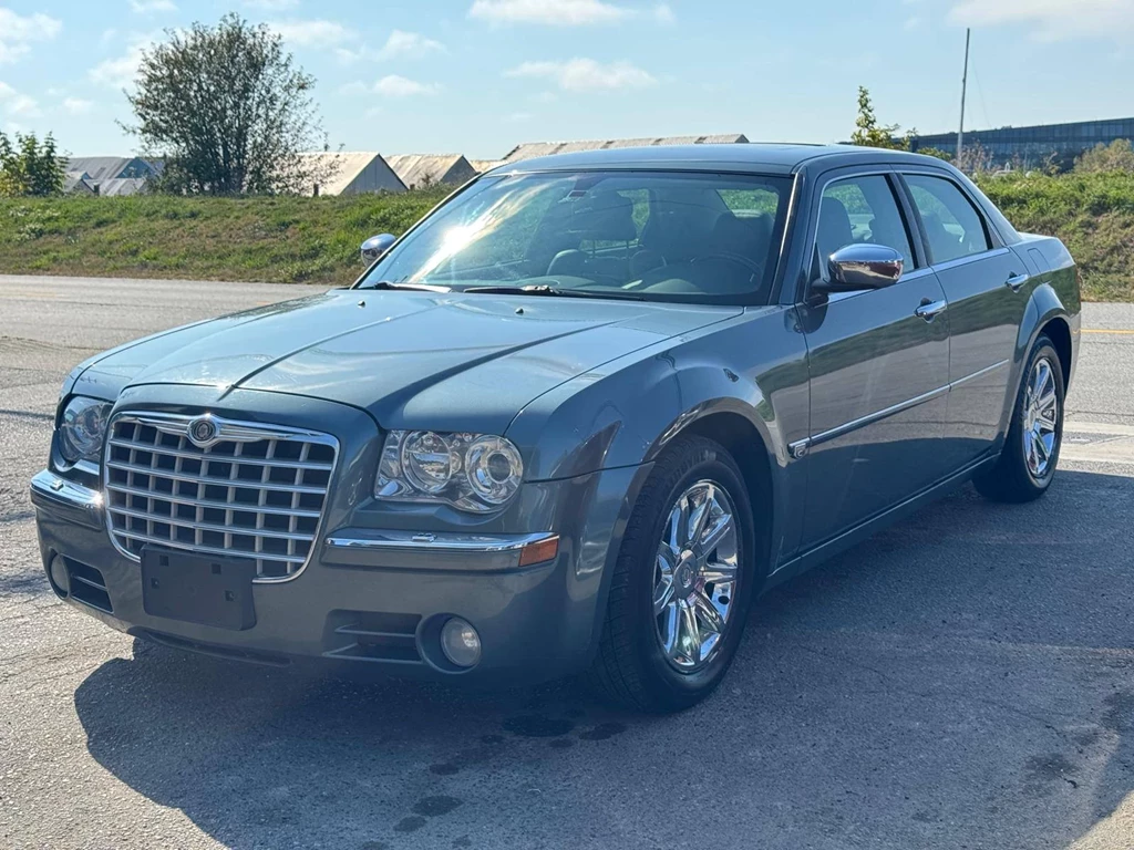 Used 2005 Chrysler 300 RWD 