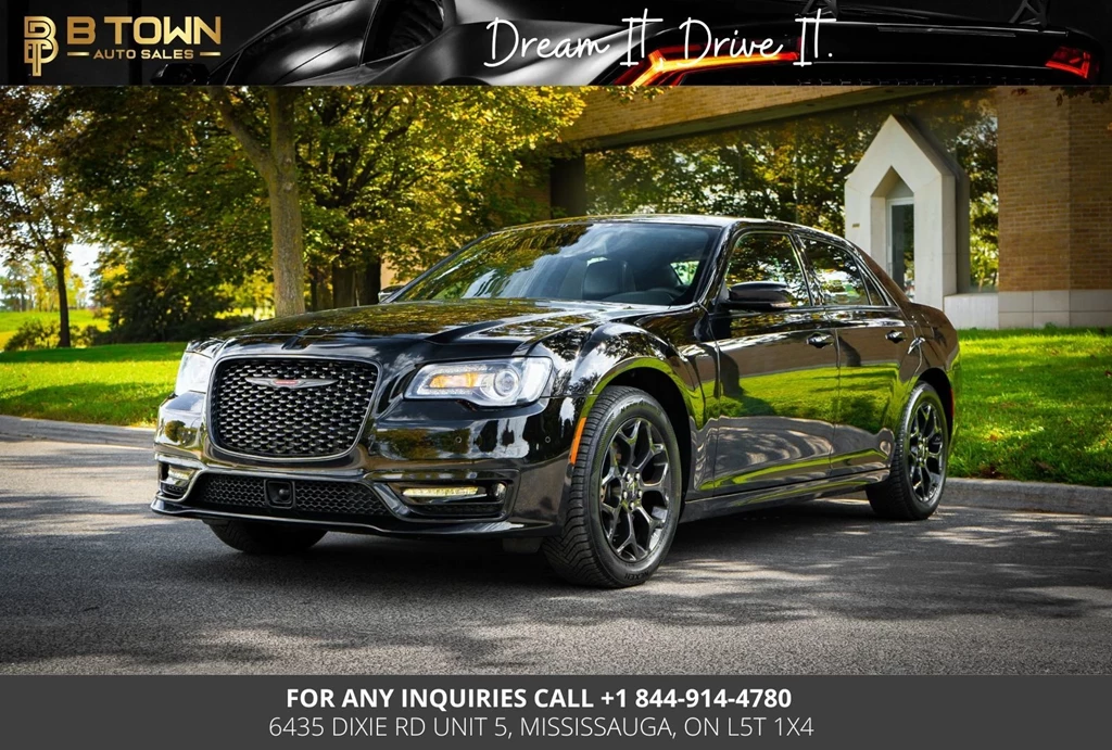 Used 2023 Chrysler 2023 300S