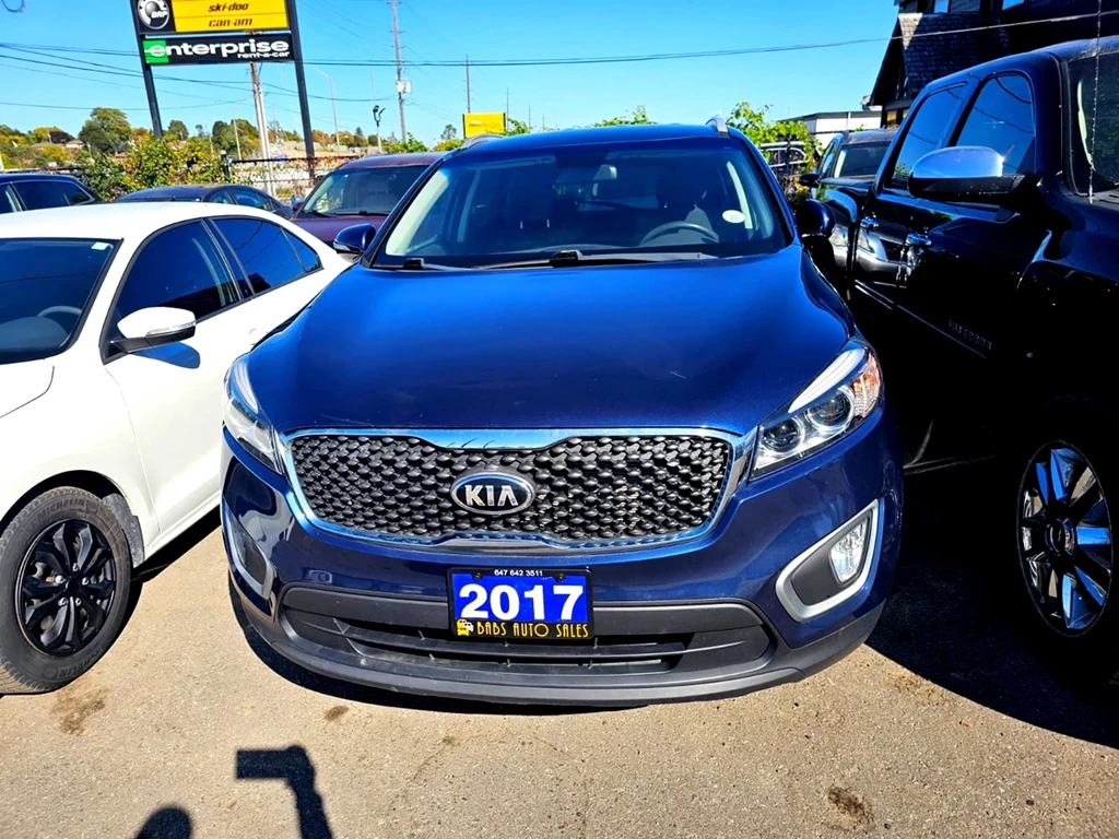 Used 2017 Kia SORENTO LX 