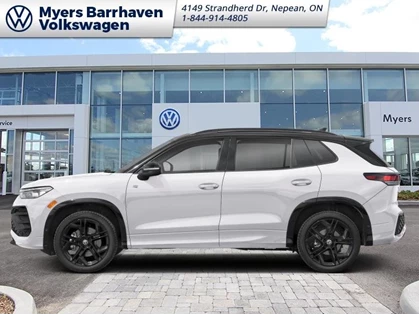 New 2026 Volkswagen TIGUAN Comfortline R-Line Black Edition