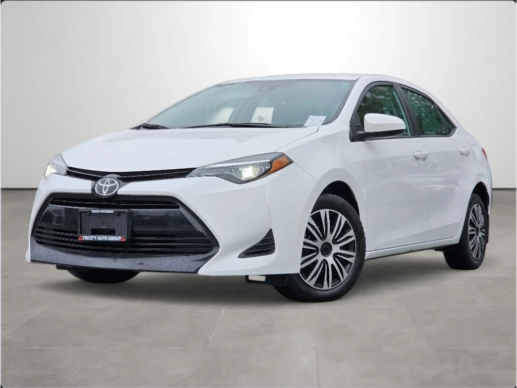 Used 2019 Toyota COROLLA FWD 