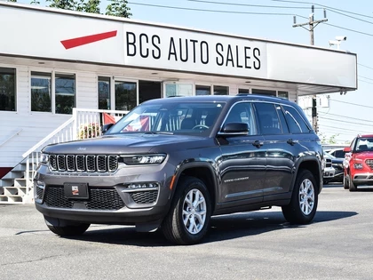 Used 2023 Jeep GRAND CHEROKEE Limited 4x4, No Accidents, Fuel Efficicent