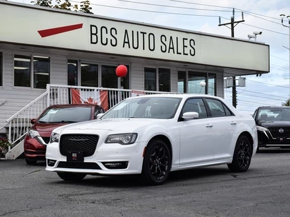 Used 2023 Chrysler 300 300 Touring L Edition, GPS, No Accidents, Leather