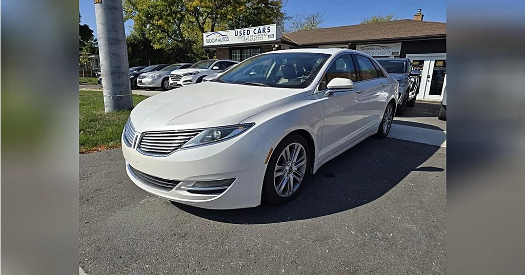 Used 2014 Lincoln MKZ AWD FINANCE AVAILABLE 4dr Sdn AWD