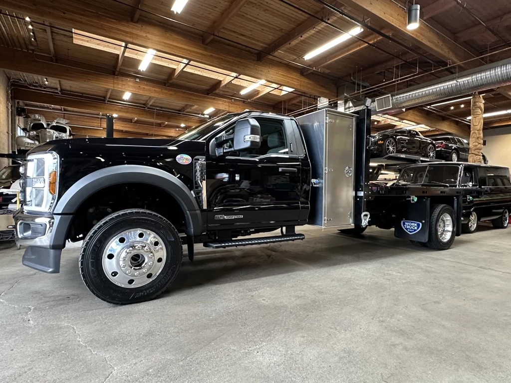 Used 2024 Ford SUPER DUTY F-600 XLT REGULAR CAB FLAT DECK 4X4 