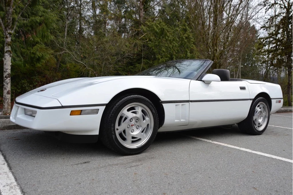 Used 1990 Chevrolet CORVETTE CONVERTIBLE 