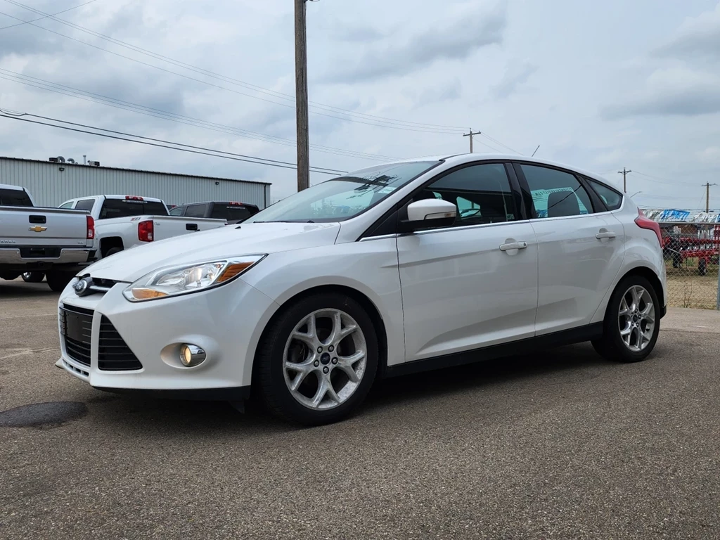 Used 2012 Ford FOCUS SEL 
