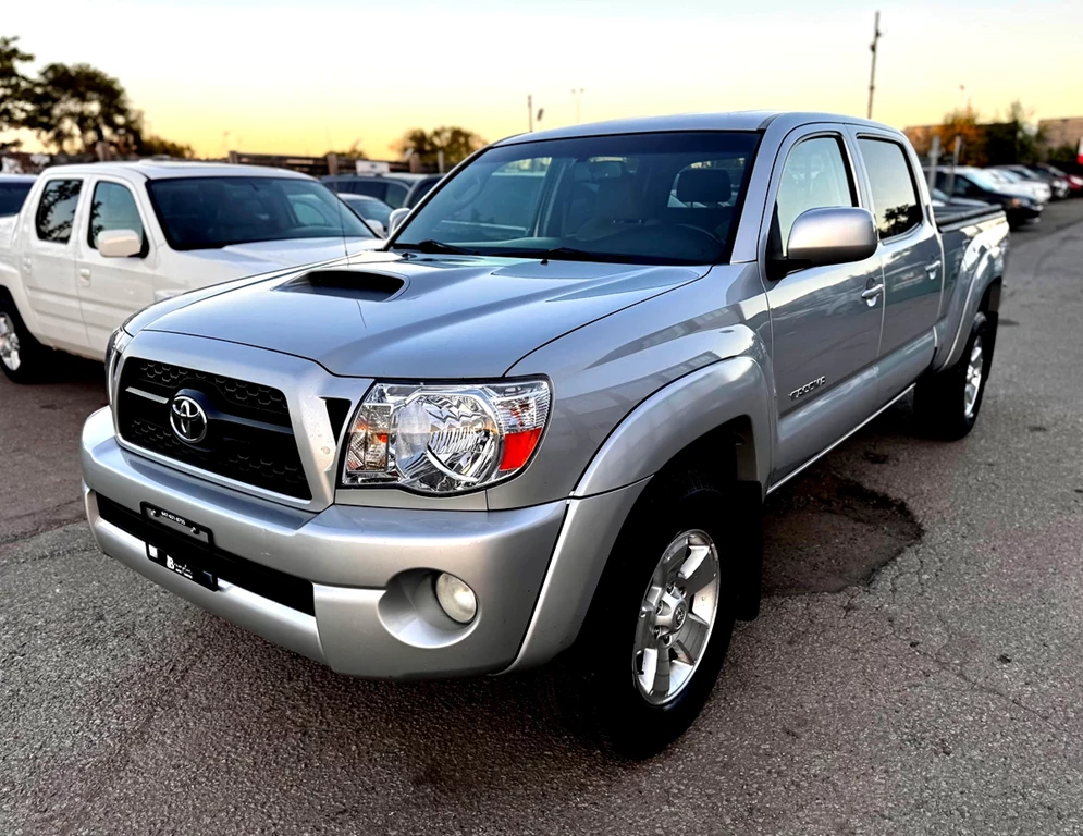 Used 2011 Toyota TACOMA 