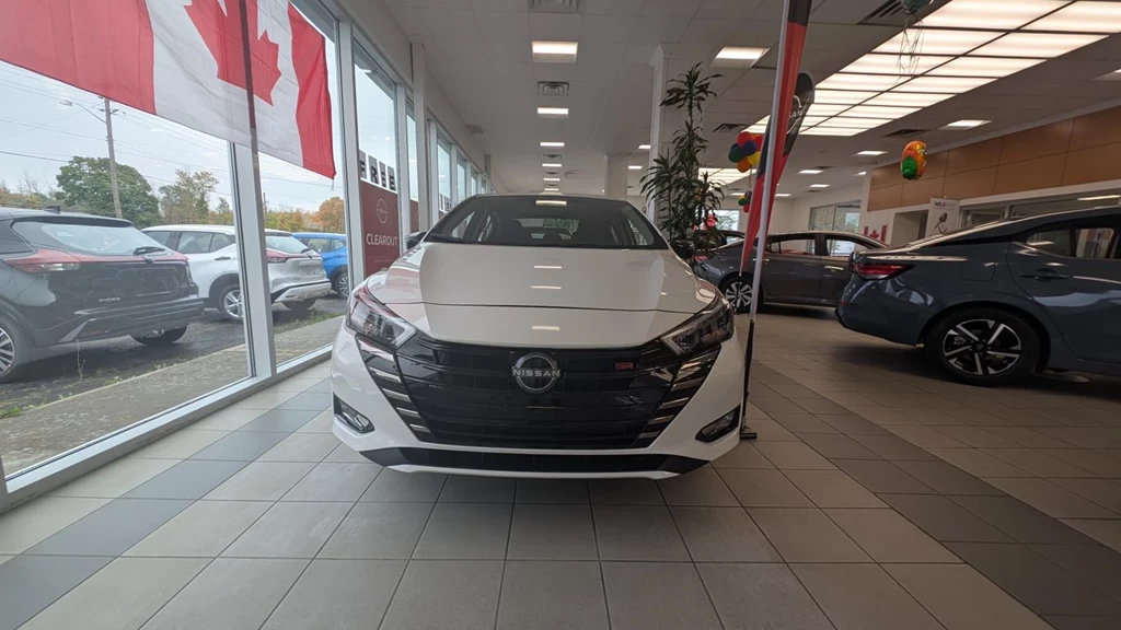 New 2025 Nissan VERSA SR CVT 