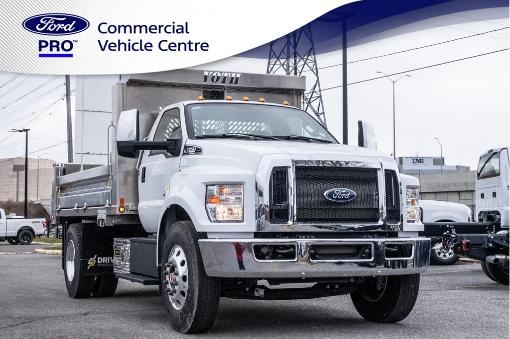 New 2025 Ford F-750 DIESEL 