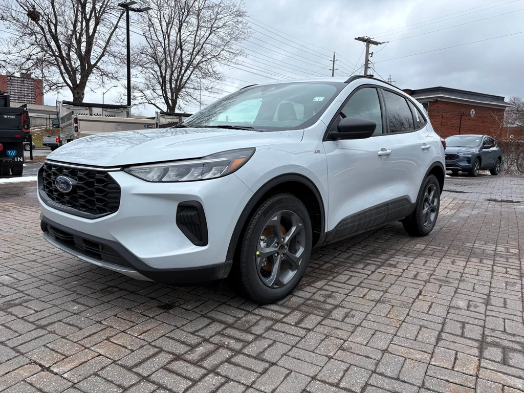 New 2025 Ford ESCAPE ST-Line