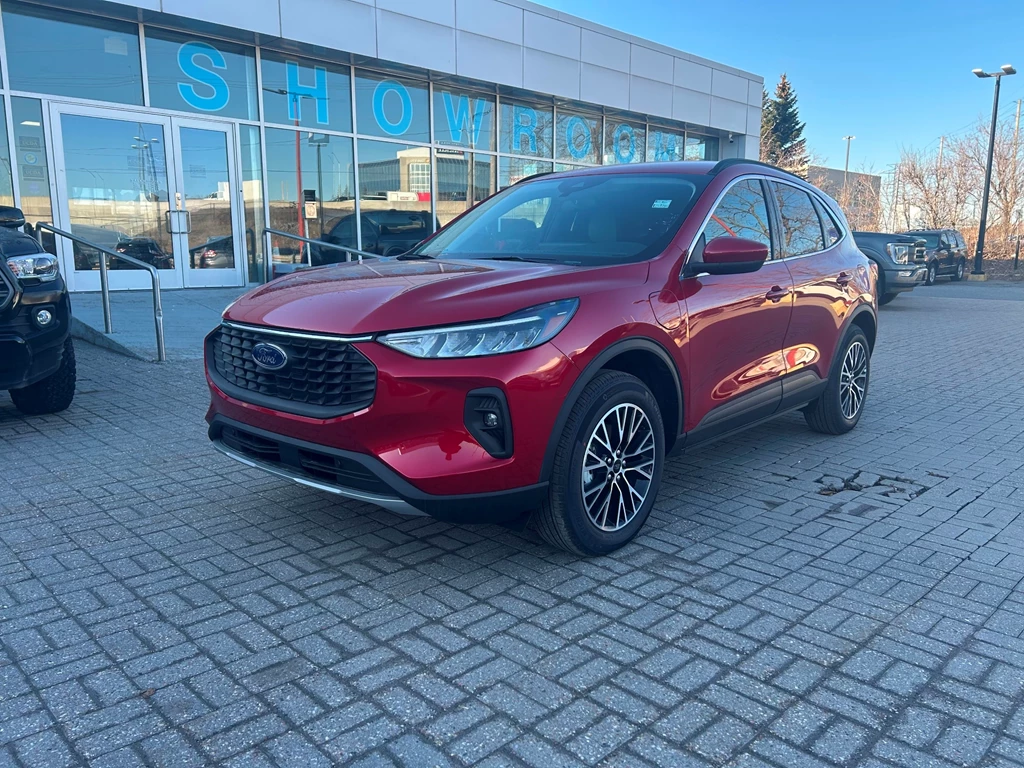 New 2025 Ford ESCAPE PHEV