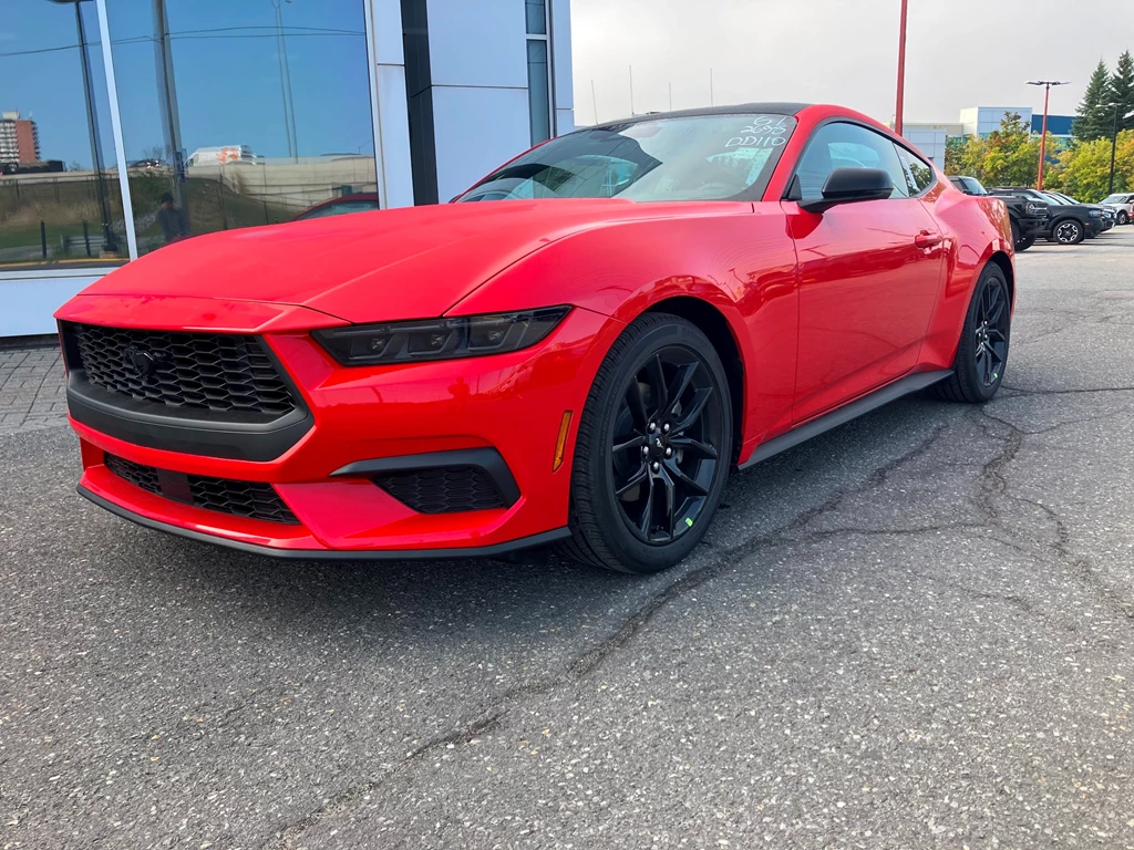 New 2025 Ford MUSTANG EcoBoost Premium