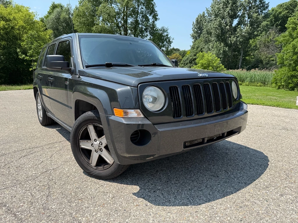Used 2010 Jeep PATRIOT FWD 