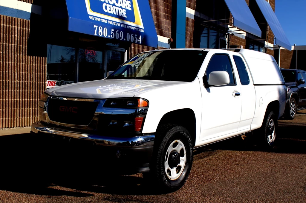 Used 2011 GMC CANYON SLE 