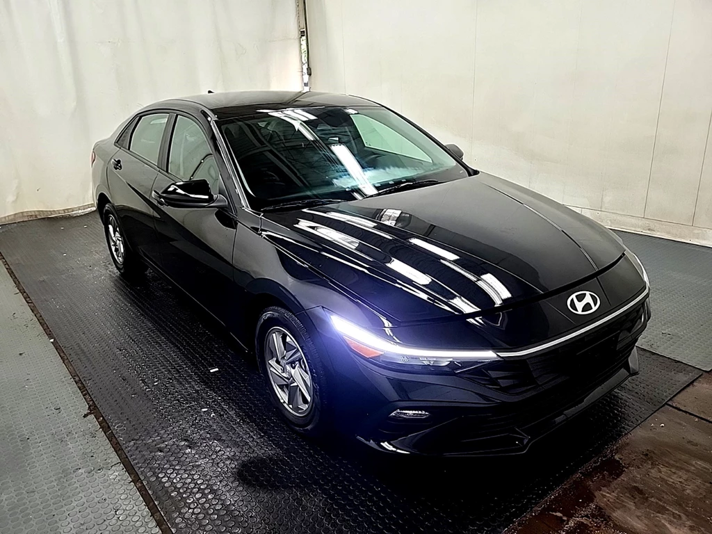 Used 2025 Hyundai ELANTRA ESSENTIAL SEL SPORT | ONE OWNER | NO AC 