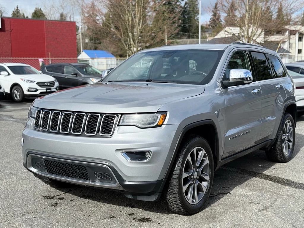 Used 2018 Jeep GRAND CHEROKEE 
