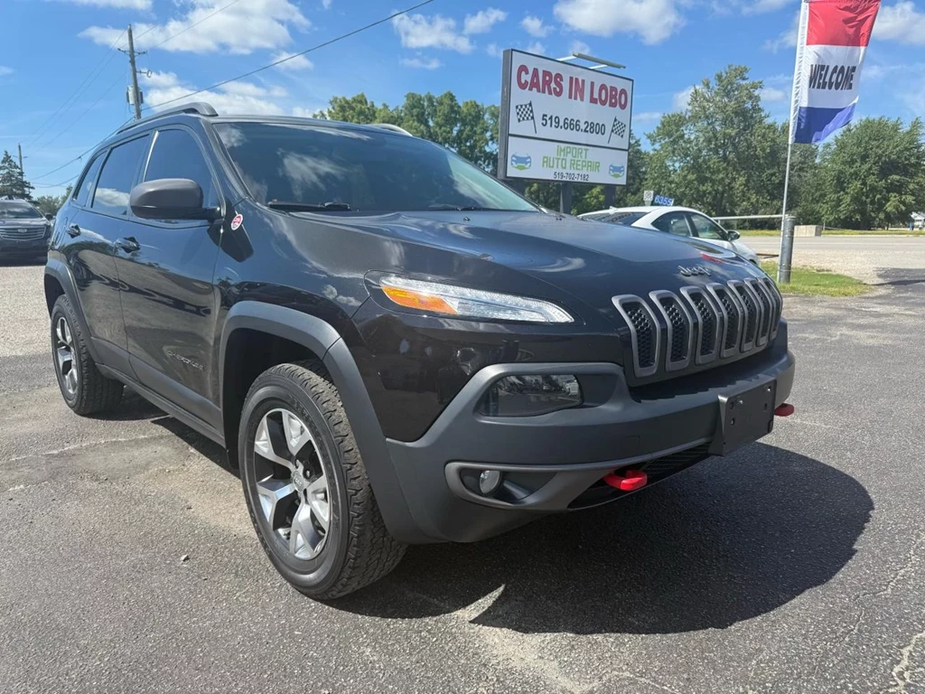 Used 2016 Jeep CHEROKEE 4WD Trailhawk *LOW KM