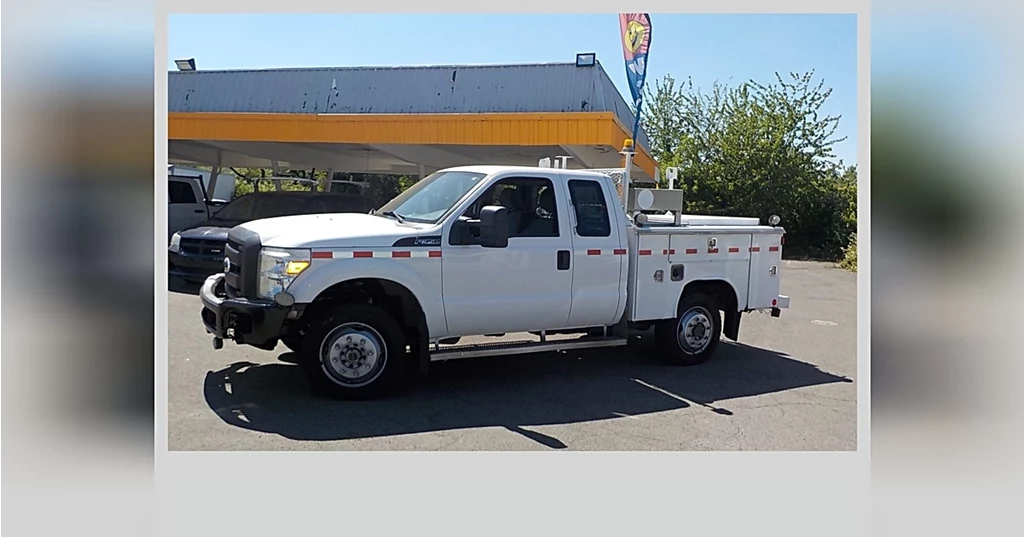 Used 2011 Ford F350 4WD 4WD SuperCab 142
