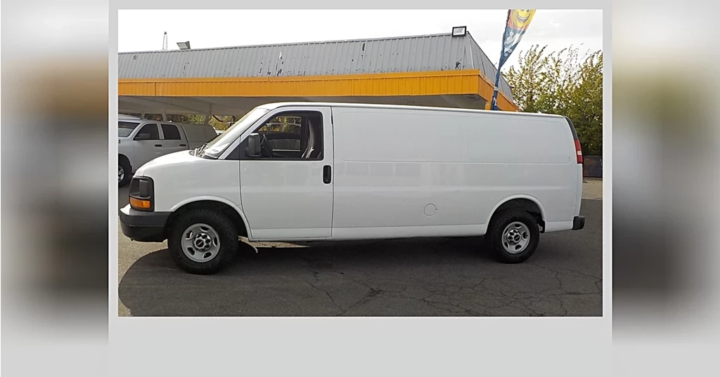 Used 2013 GMC SAVAN EEXTENDED CARGO RWD 3500 155"